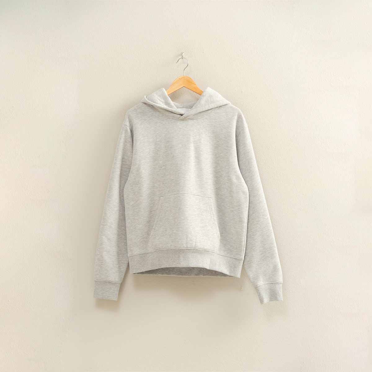 Sudadera Gris con Capucha