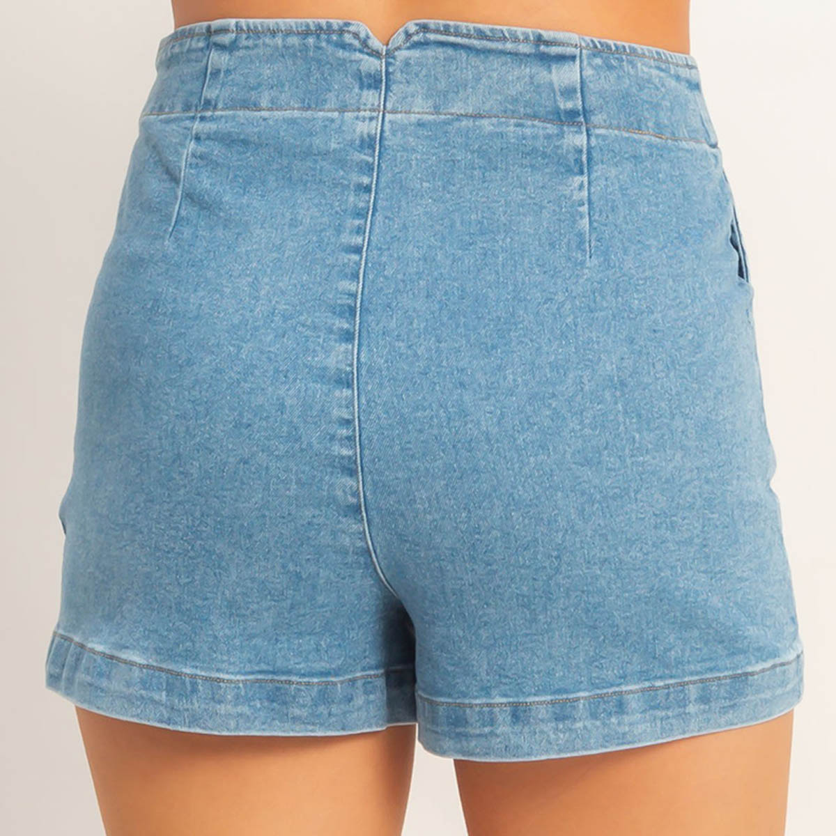 Short Azul Claro