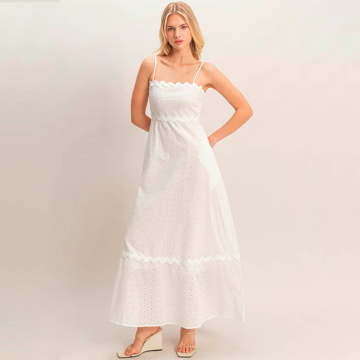 Vestido Blanco con Textura