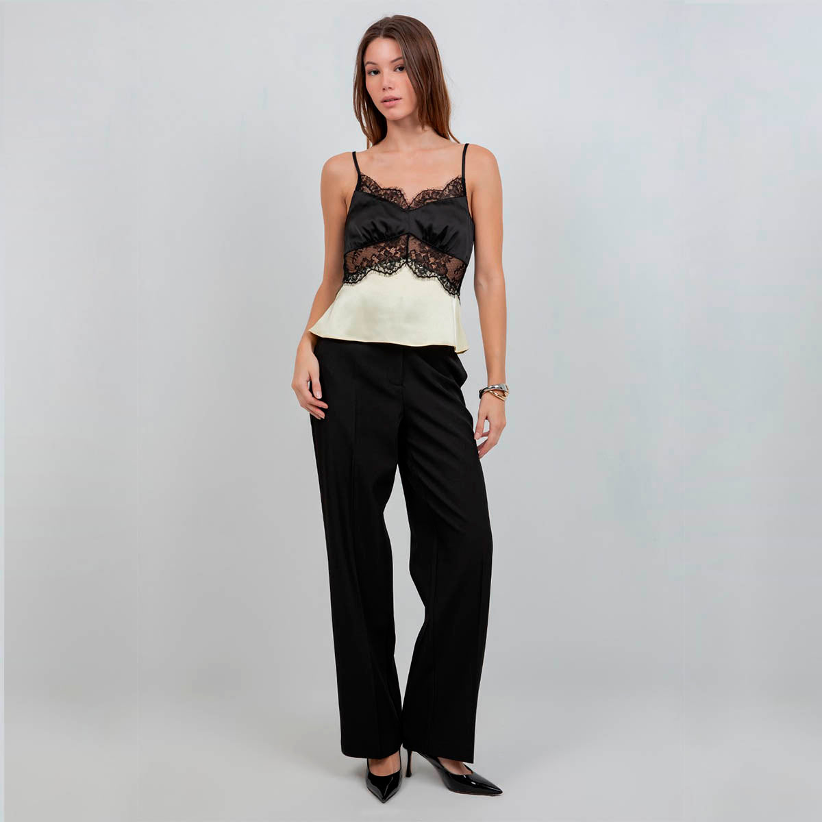 Blusa Amarilla con Encaje