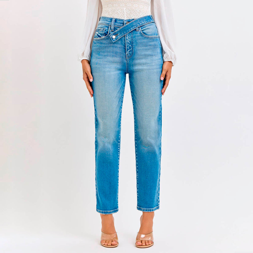 Jeans Azul Corte Asimetrico