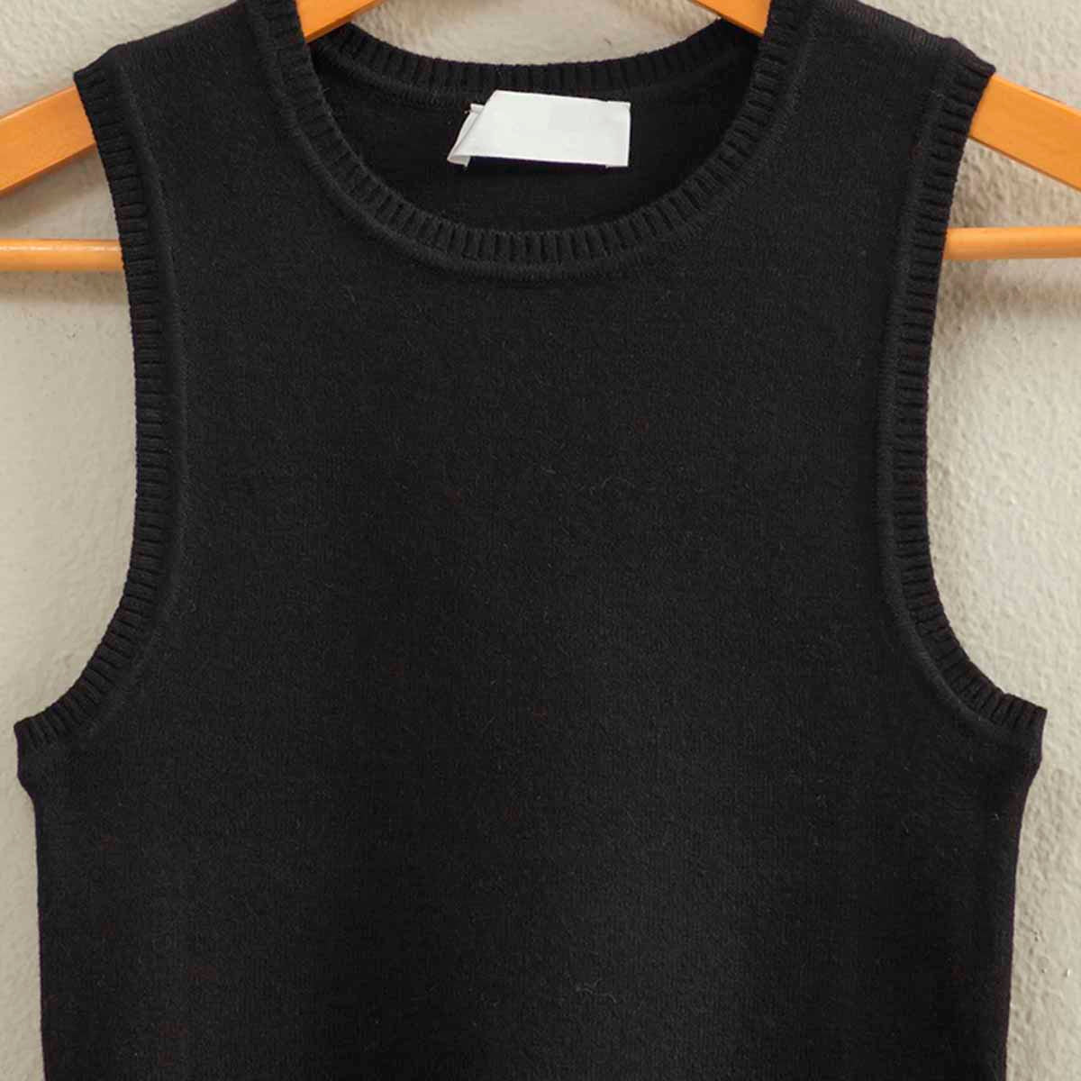 Blusa Negra Básica