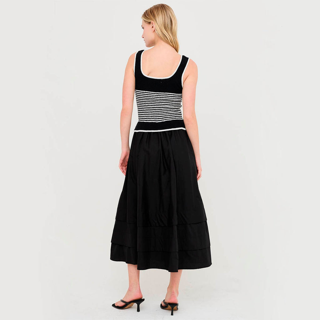 Vestido Negro de Rayas