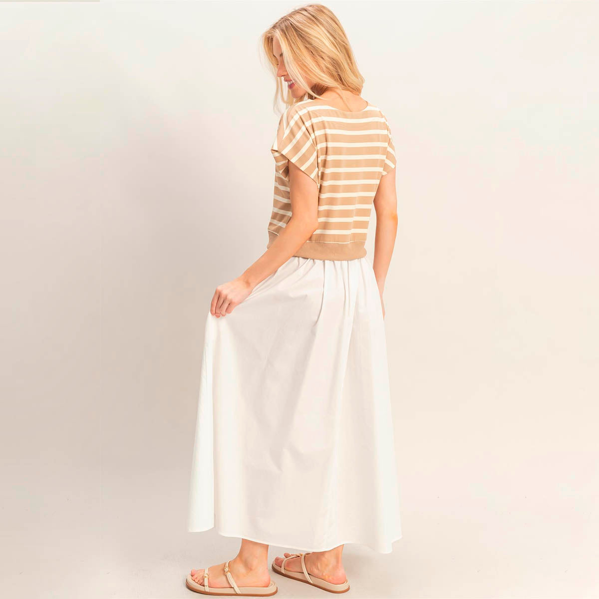 Vestido Beige de Rayas