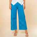 Pantalon Azul con Bordado