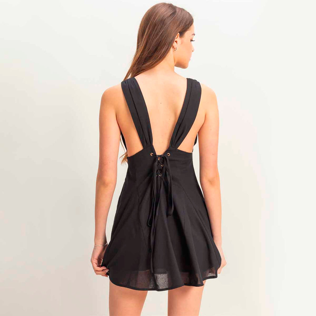 Vestido Negro de Tirantes