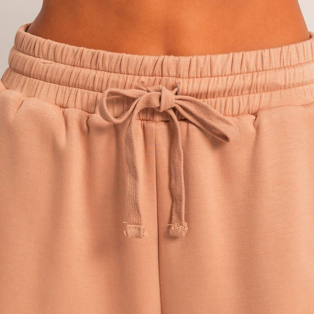 Short Beige