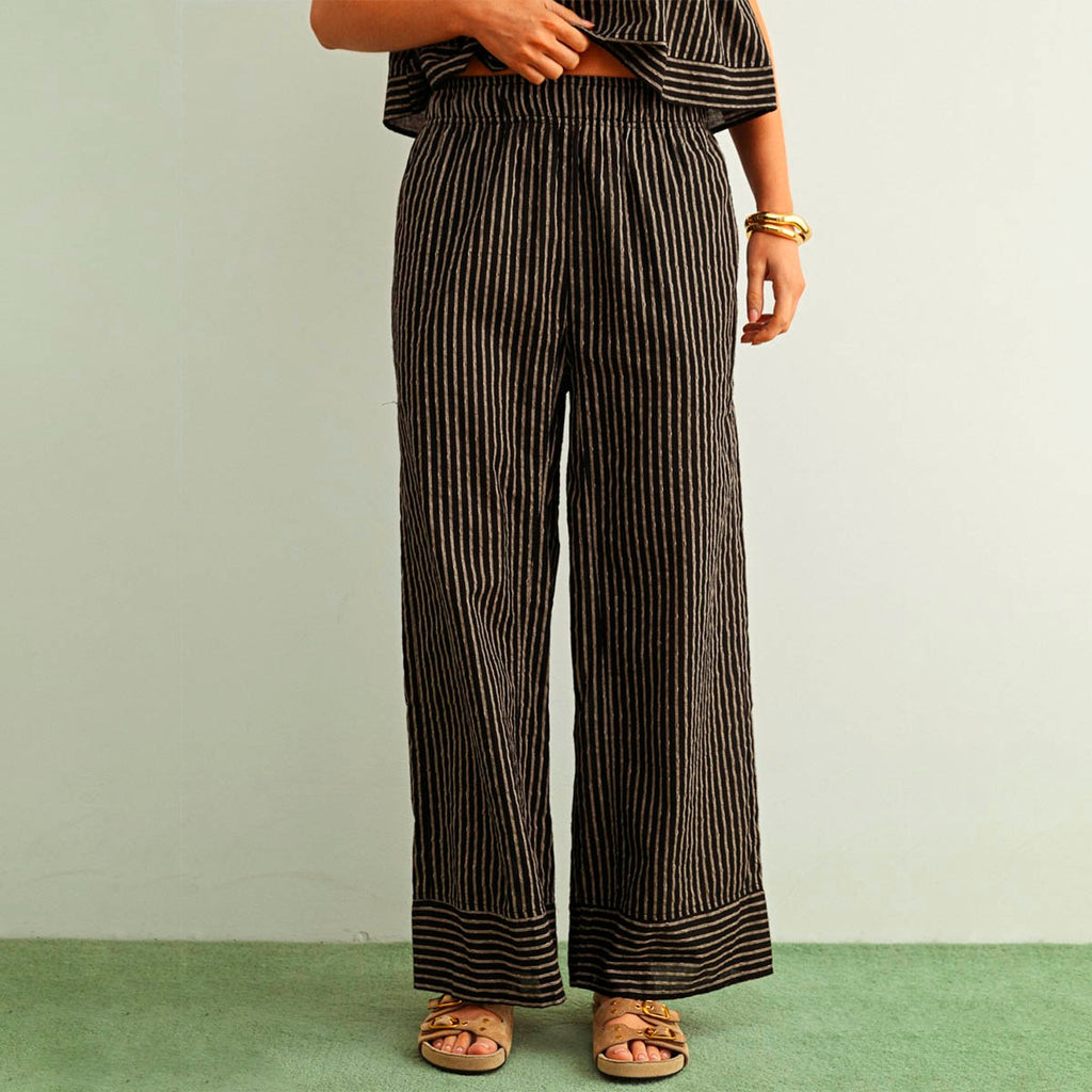 Set Negro de Rayas