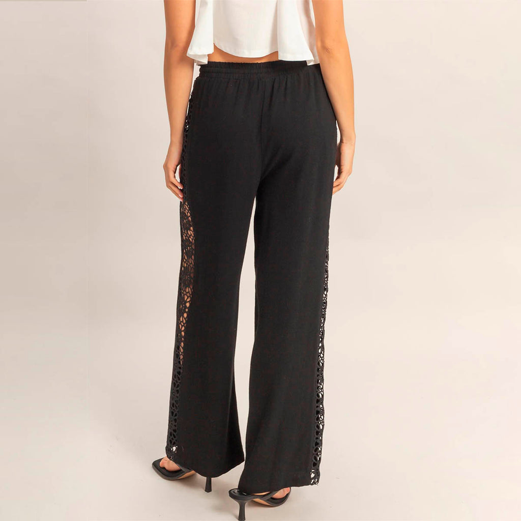Set Negro con Detalle