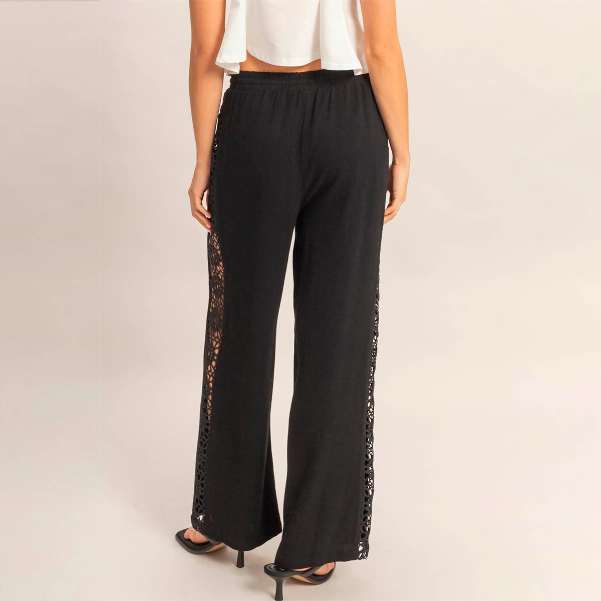 Set Negro con Detalle