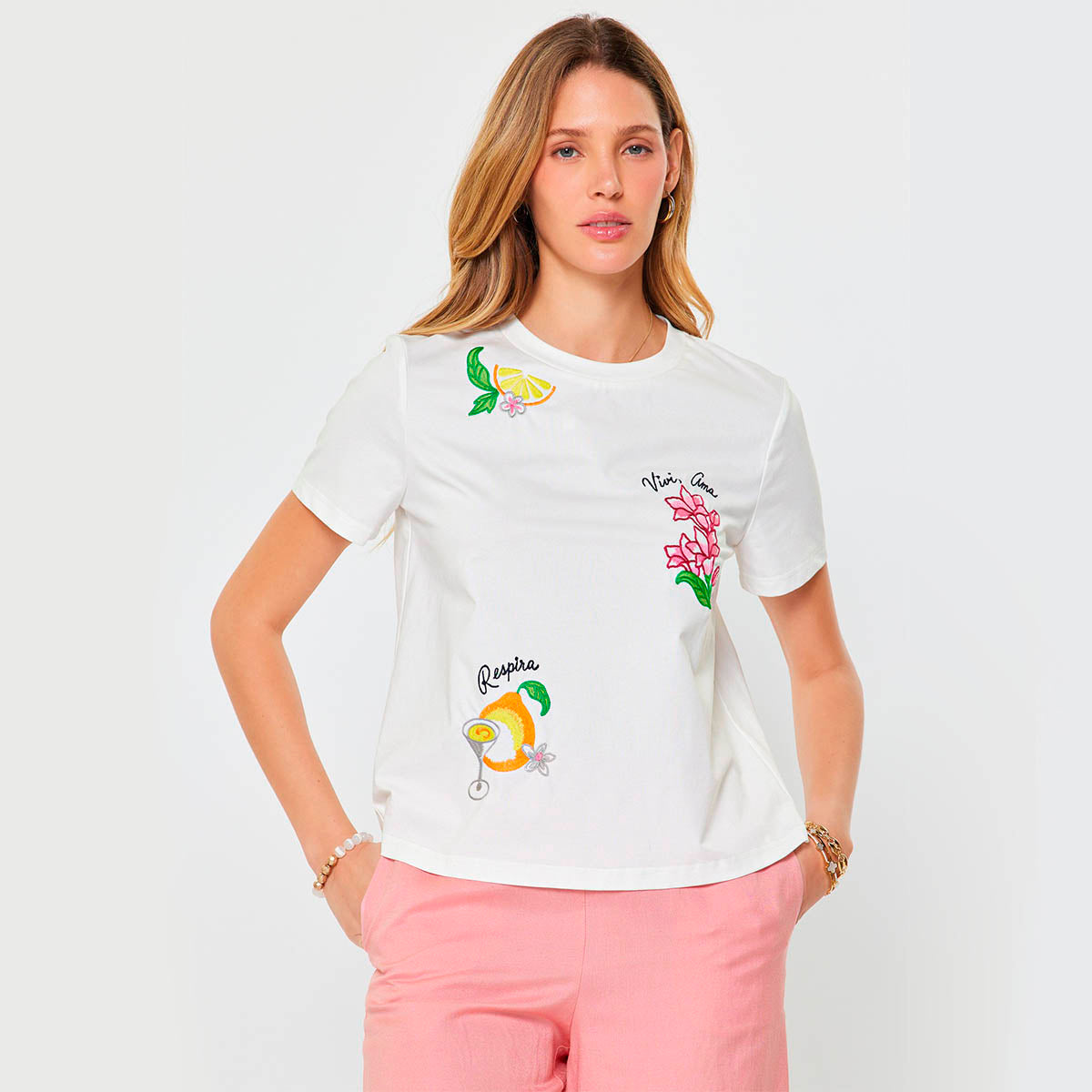 Blusa Blanca con Bordado