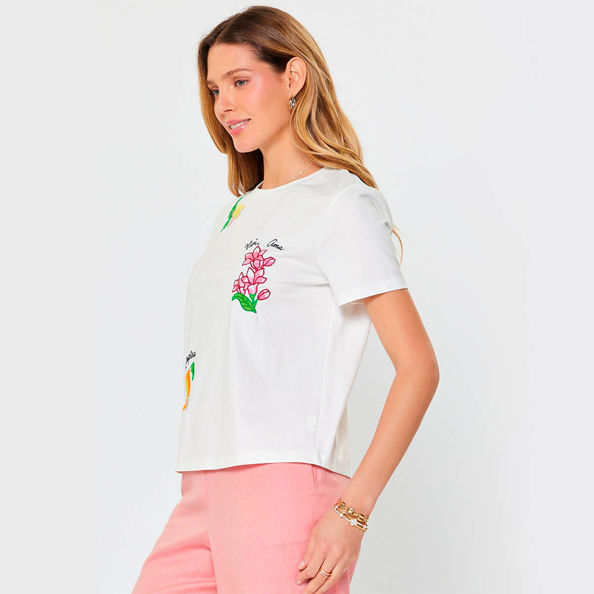 Blusa Blanca con Bordado