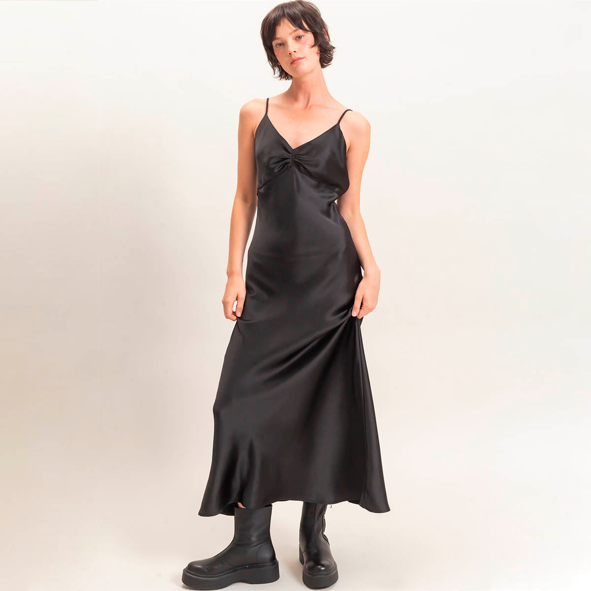 Vestido Negro Satin