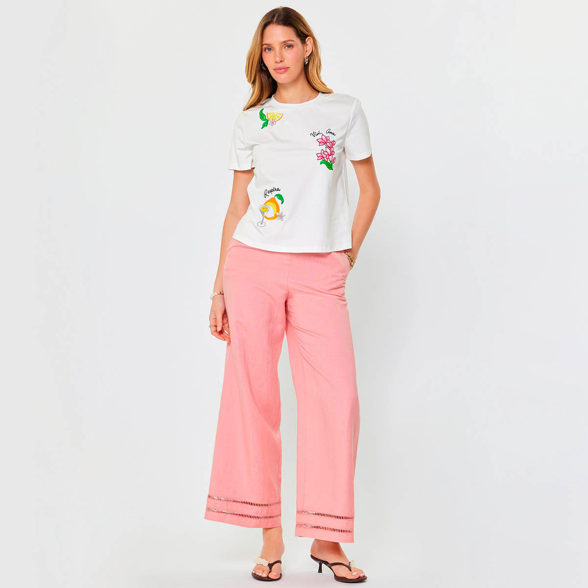 Blusa Blanca con Bordado