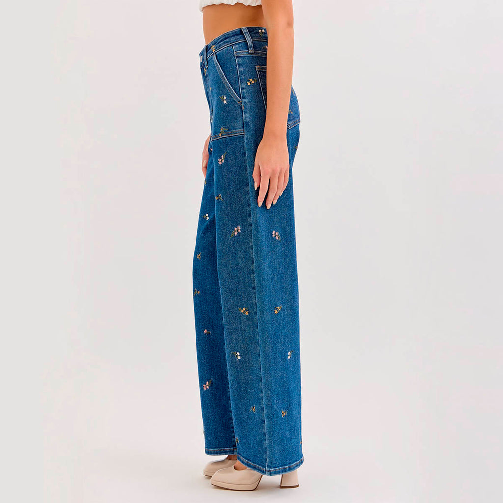 Jeans Azul con Detalles
