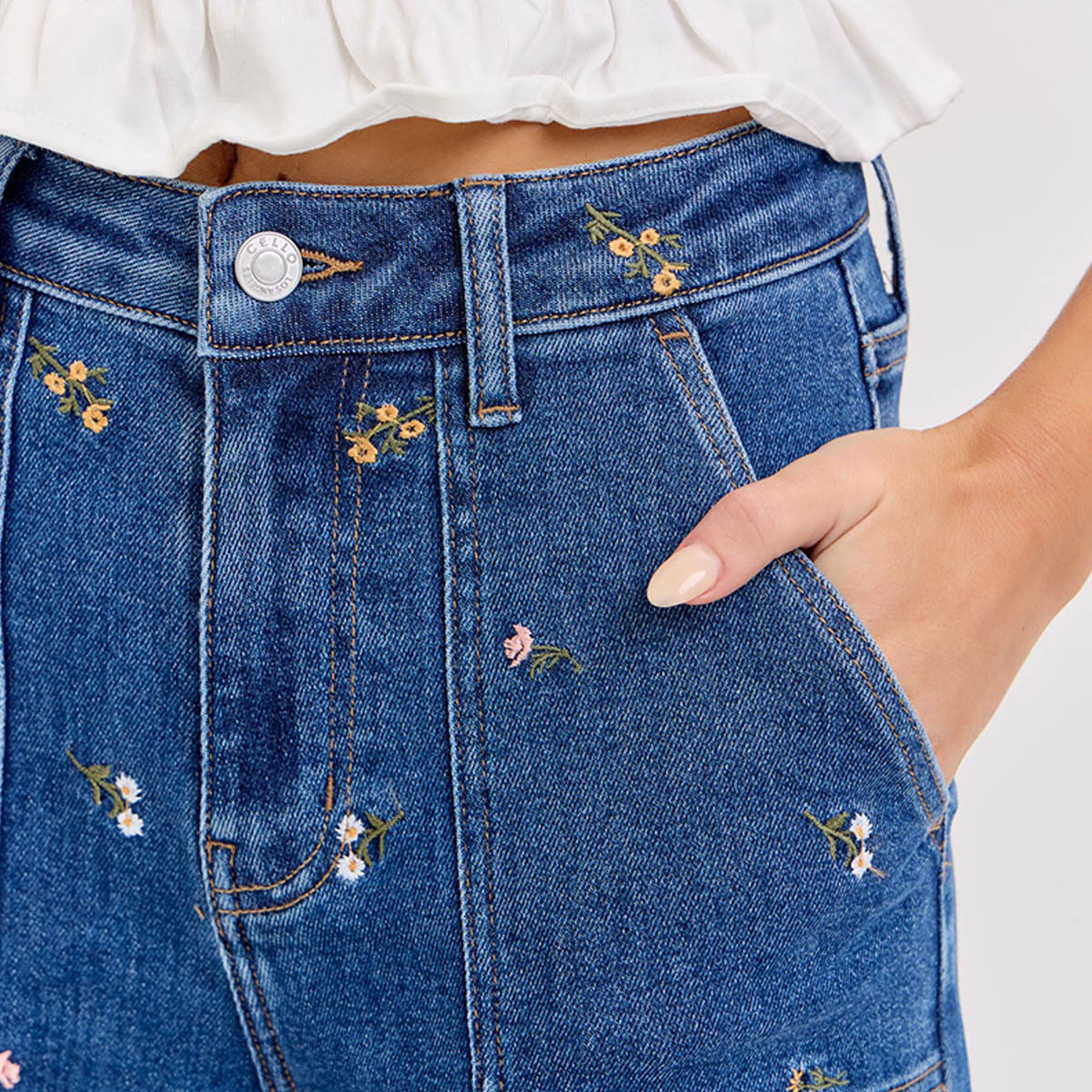 Jeans Azul con Detalles