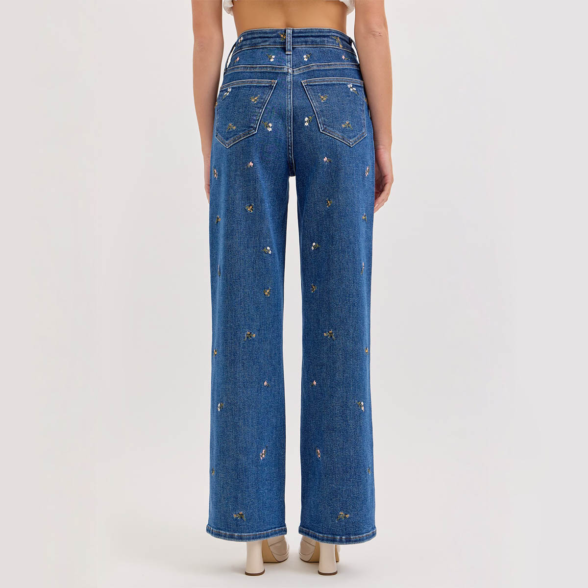 Jeans Azul con Detalles
