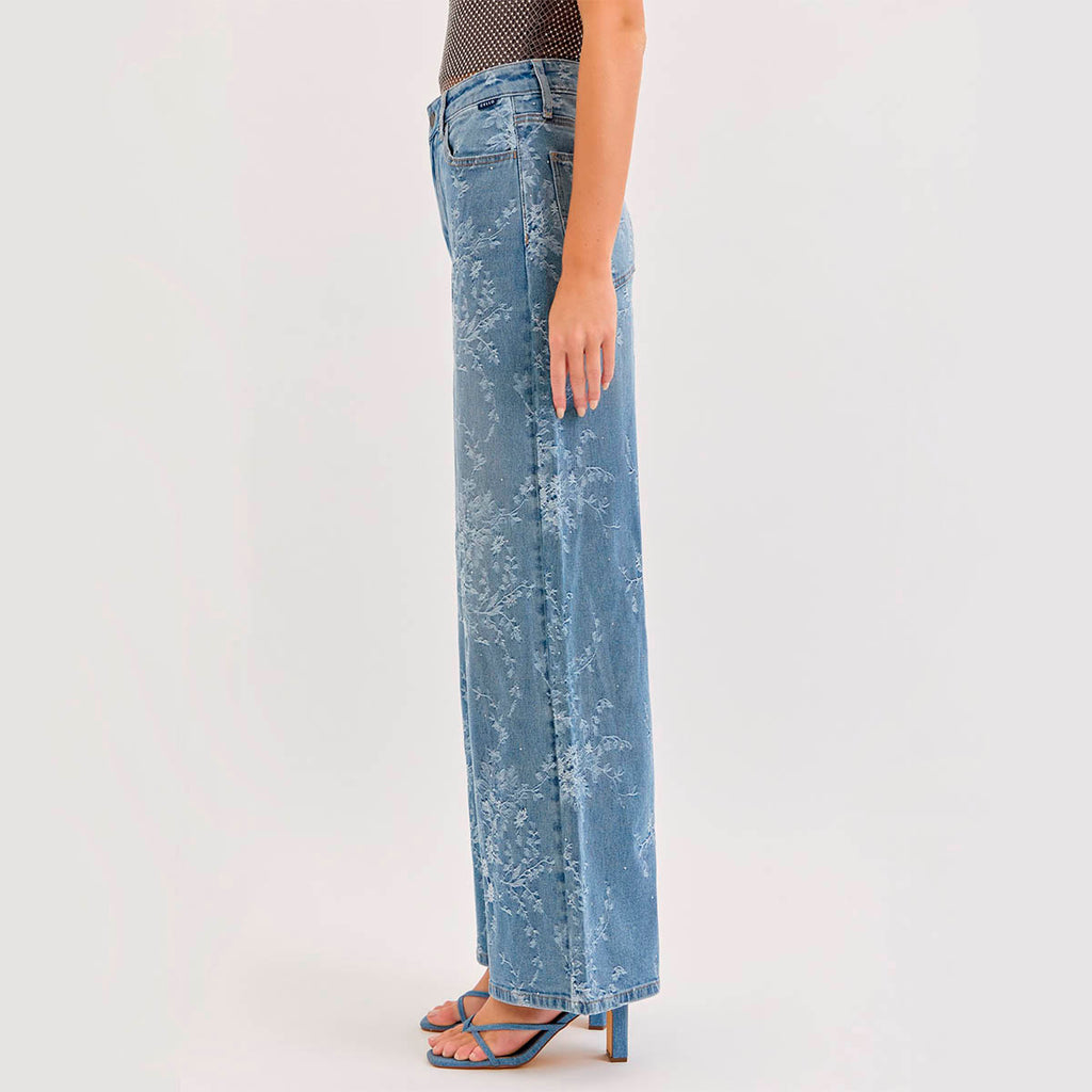 Jeans Azul con Bordado